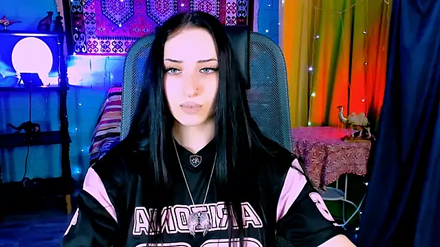 MonicaLowes webcam