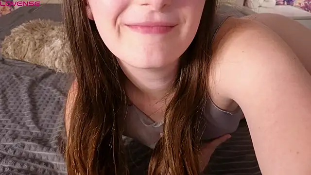 FreyaByrne webcam