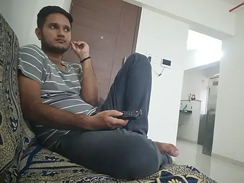 IM_NAUGHTY_JON webcam