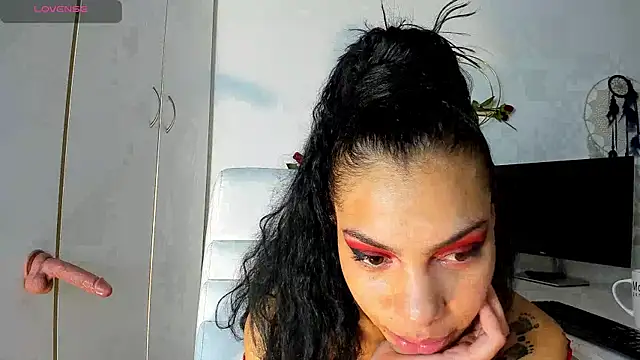 TattoedLexi_ webcam