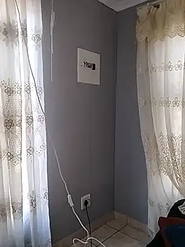 JuicyHoney_01 webcam