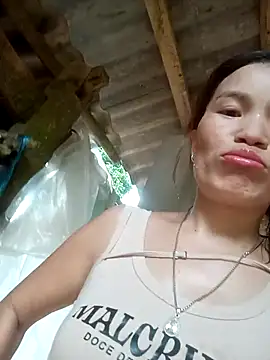 nangmo live cam on StripChat