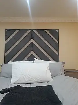 NikkiDickSavage webcam