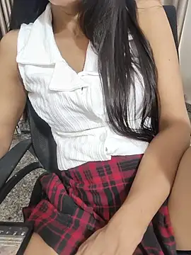 Shalu_G webcam