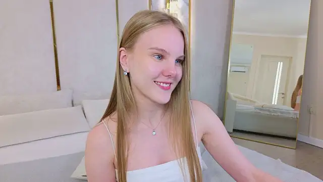 Lili_Lohan webcam