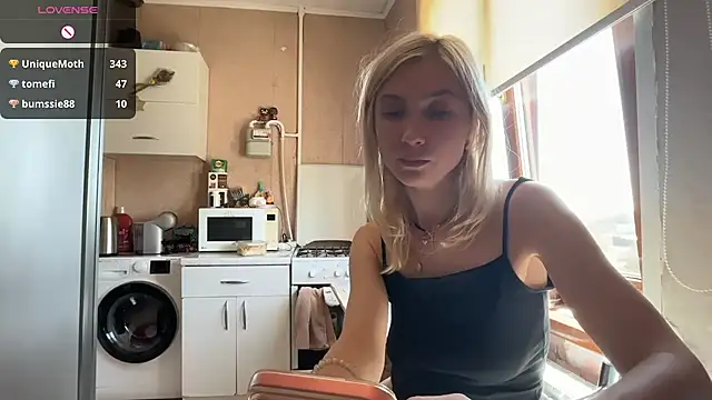 AngelJeni webcam