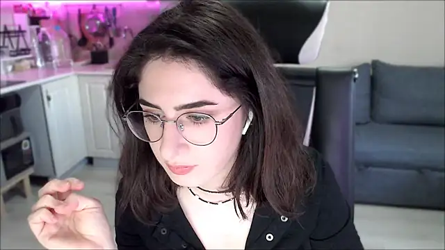 Regina_glow webcam