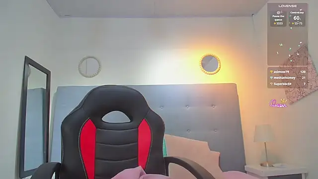 Mitsuri_Smith webcam