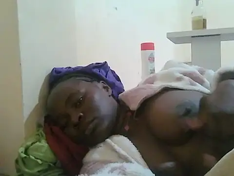 roziebeauty webcam