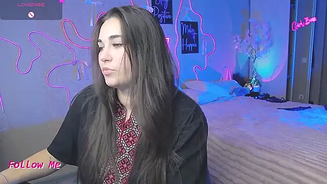 Lillianhot68 webcam