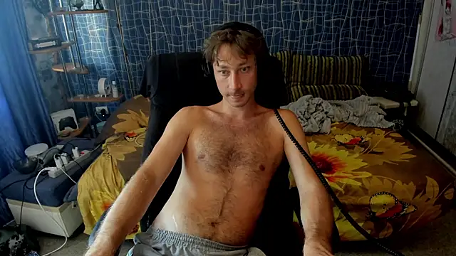 CuteBoy228 webcam