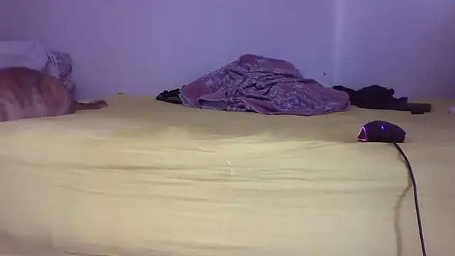 HotwifeAvcisiOlgunAdam webcam