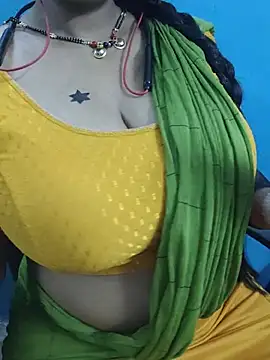 Tamil_Vennila_ webcam