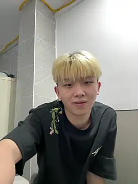 Dddd-6666's live cam