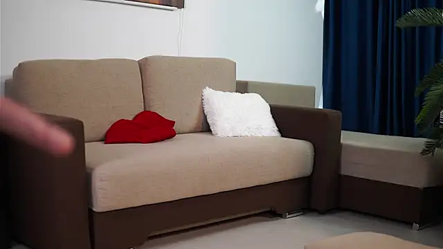 LucyyRosse webcam