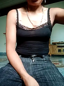 Bella-lynlyn webcam