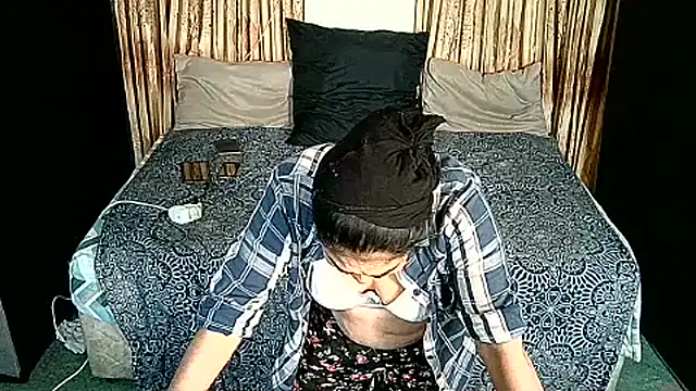 Indian_blaze006 webcam