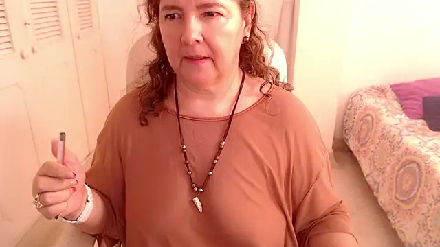 leonela_69 webcam