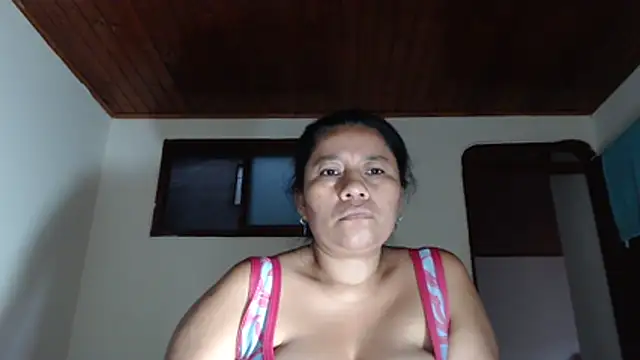 adrixxx38 webcam