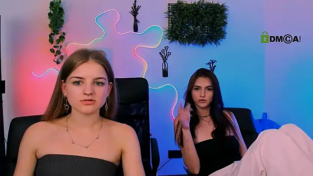 lisa_dark_ (G teen) - doggy