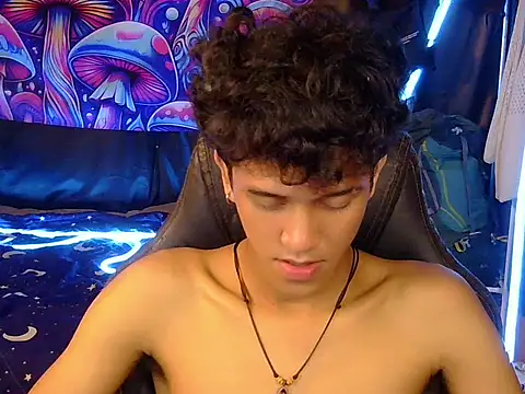 hugekenbigcock webcam