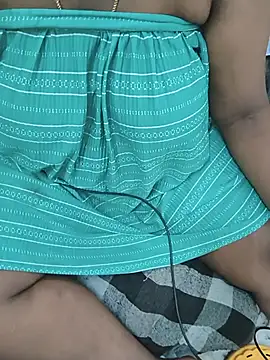 tamil_Anusri_couple