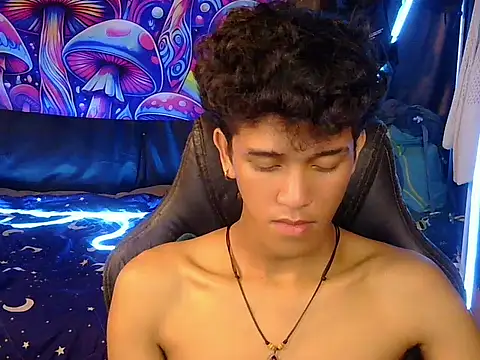 hugekenbigcock webcam