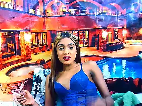 IndianPretty14u2Luv webcam