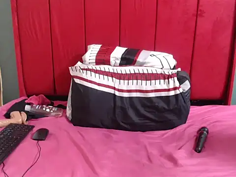 HornyChocoX webcam