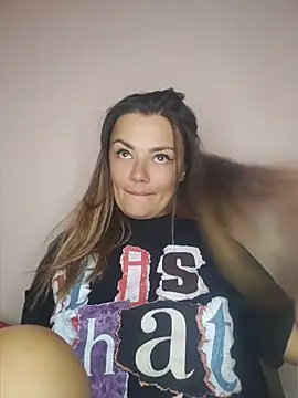 KrissSexi webcam