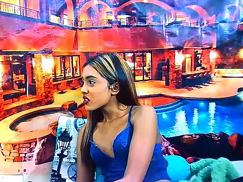 IndianPretty14u2Luv webcam