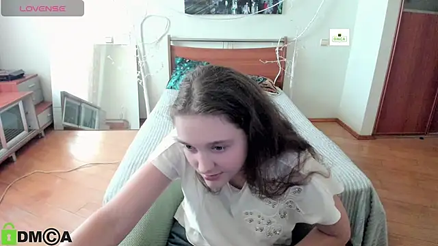 CordeliaJones webcam