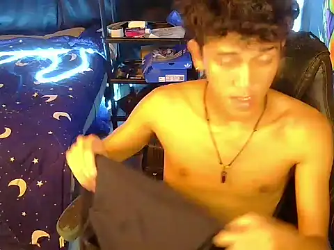 hugekenbigcock webcam