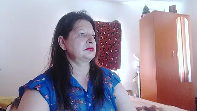 ExtasyMature webcam