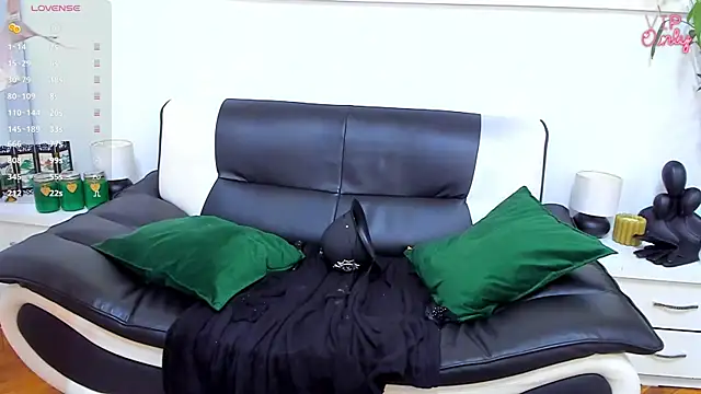 BelleInna webcam