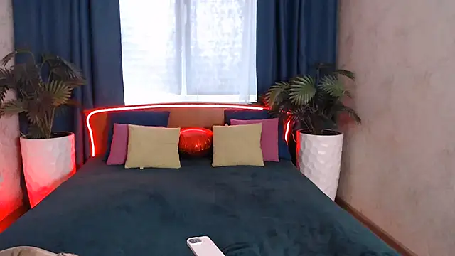 ModelGyrl webcam