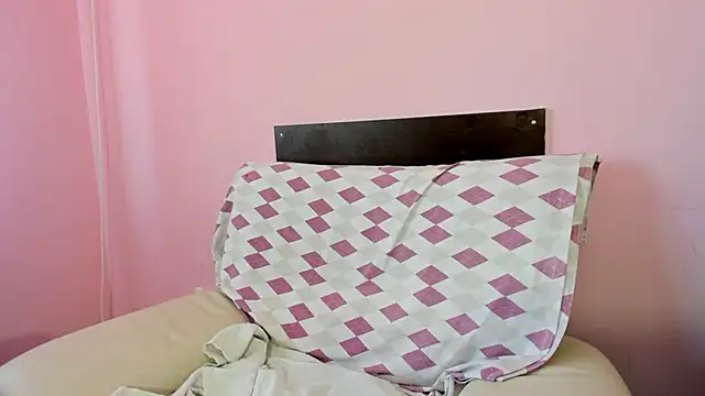 HotSweetAngel live webcam