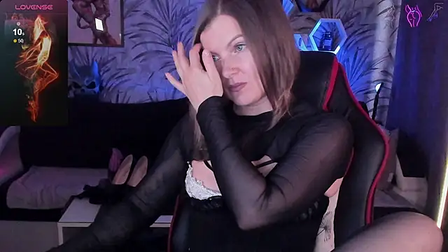 Devi_Evi webcam