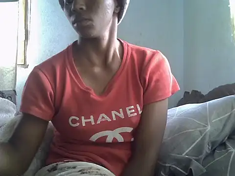 ElianeHot webcam