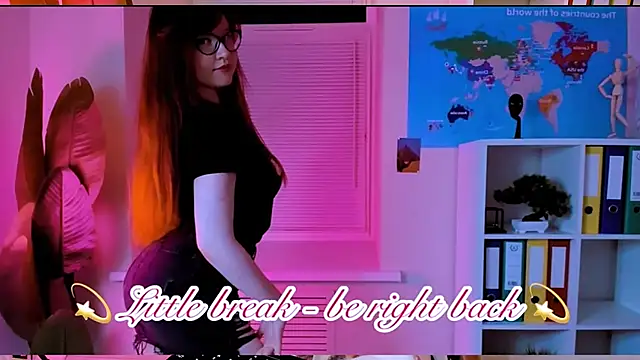 CarolGiggly webcam