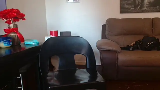 Hotcougar webcam