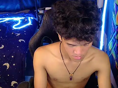 hugekenbigcock webcam