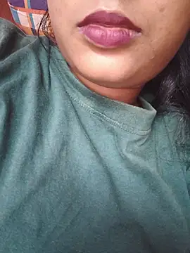 Shivani-tiwari webcam