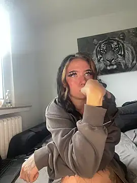 loveezoe webcam