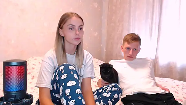juliaanddima webcam