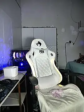 Fetichista23 webcam