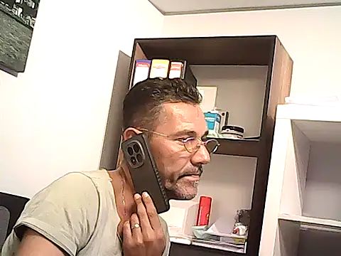 mastercharisma35 webcam