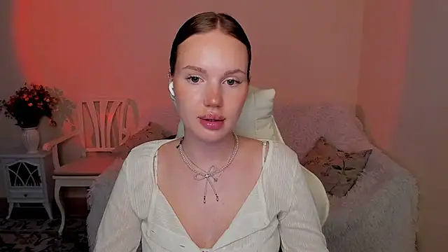 MishkaMe webcam