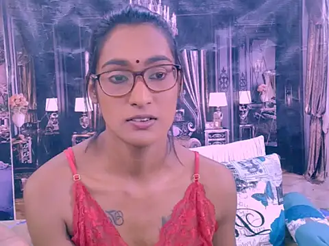 IndianRebel4u2Luv webcam