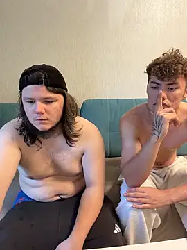 desiredude9 webcam